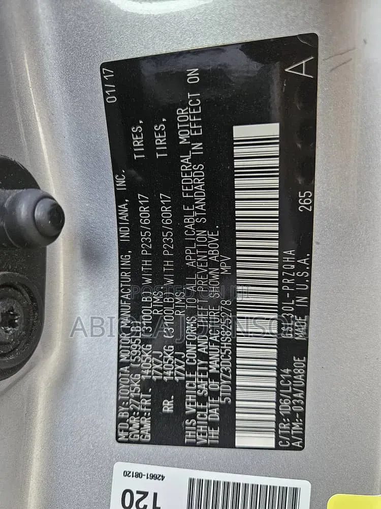 Toyota Sienna 2017 Silver