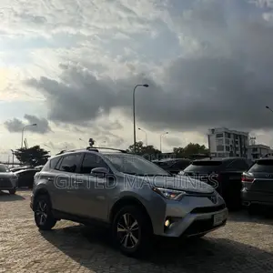 Toyota RAV4 2016 Silver
