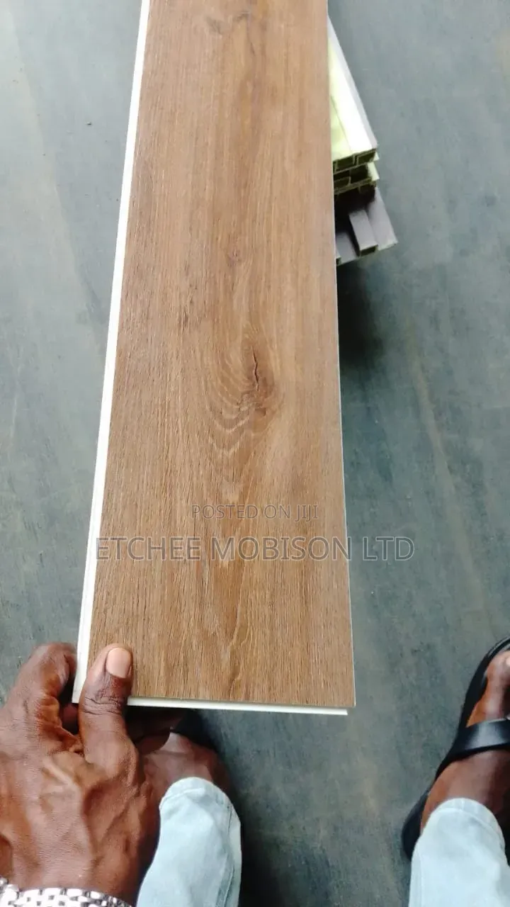 SPC Flooring Panels