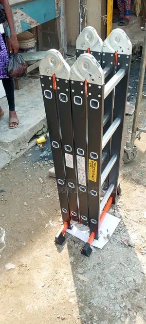 4X4(16ft) Aluminium Multi Purpose Ladder, Black Edition.