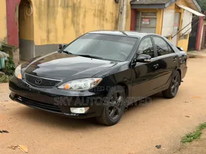 Toyota Camry XLE V6 4dr Sedan (3.0L 6cyl 5A) 2006 Black