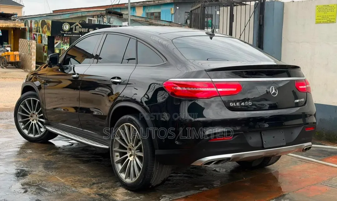 Mercedes-Benz GLE-Class 2016 Black