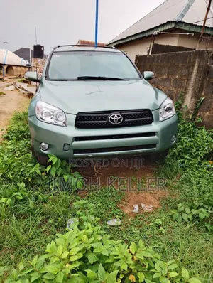 Toyota RAV4 2006 Green