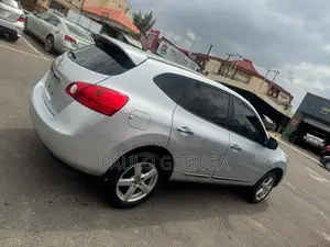 Nissan Rogue SV 2011 Silver