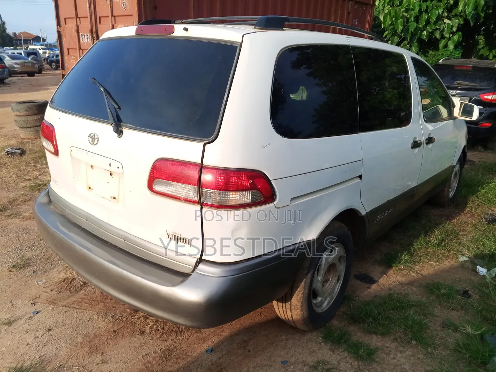 Toyota Sienna 2003 White