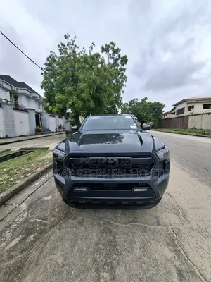 Toyota Tacoma 2025 Black