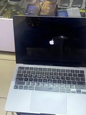 Laptop Apple MacBook Air 2022 M2 8GB Apple M2 SSD 256GB