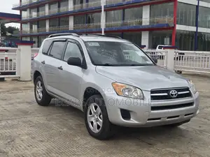 Toyota RAV4 2.5 Limited 2012 Silver