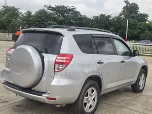 Toyota RAV4 2.5 Limited 2012 Silver
