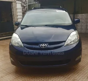 Toyota Sienna 2006 Blue