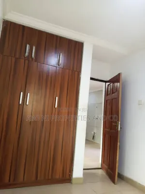 2bdrm Block of Flats in Mende Maryland Lagos for rent
