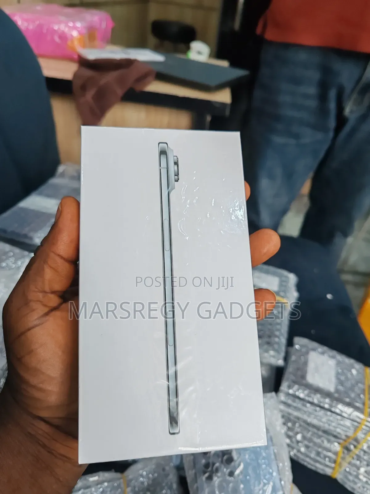New Apple iPhone Air 256 GB Blue