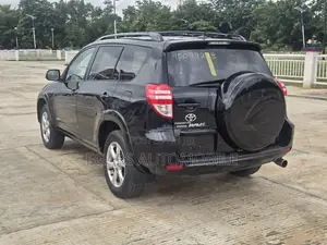 Toyota RAV4 2.5 2010 Black