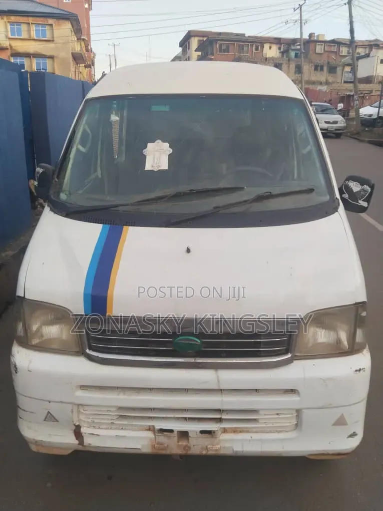 Daihatsu Hijet 2010 White