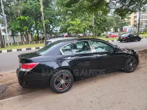 Honda Accord 2010 Black