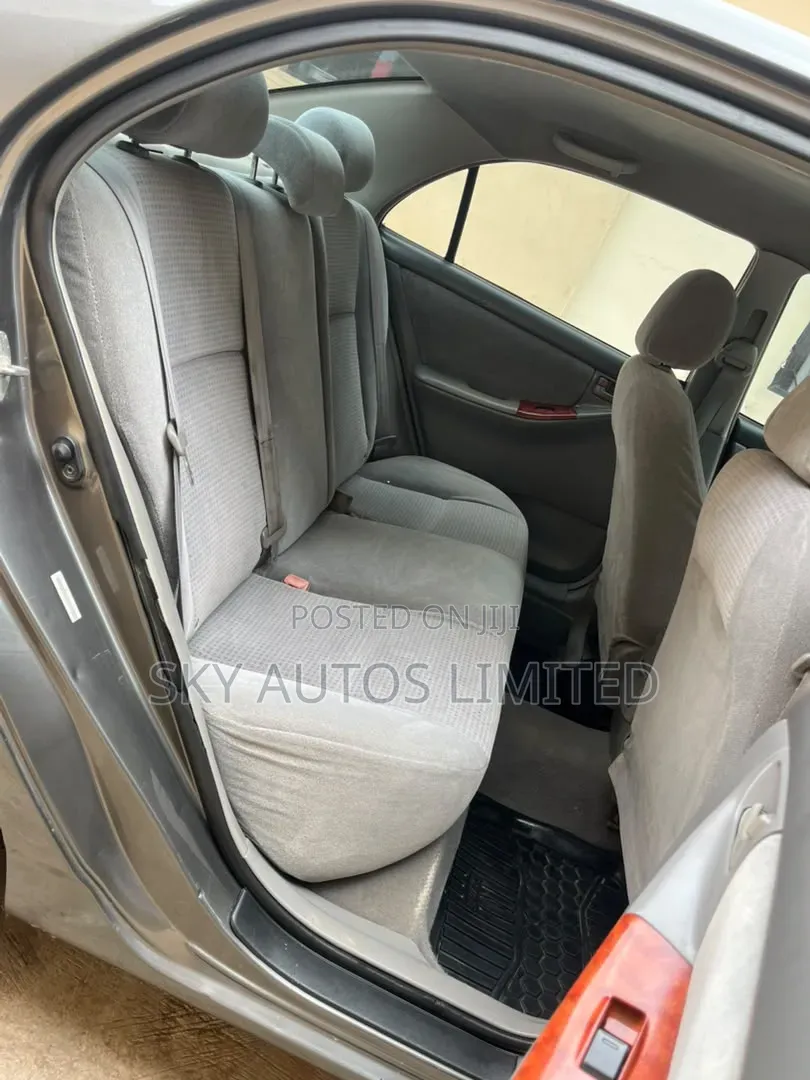 Toyota Corolla 2008 Gray