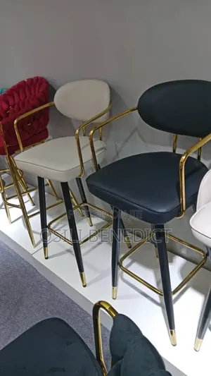 High Quality Bar or Kitchen Stools