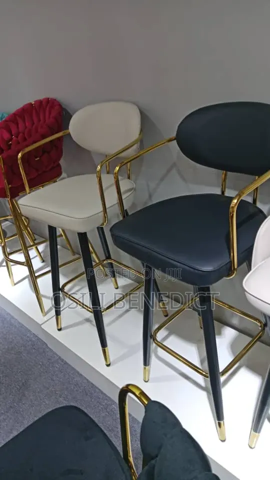High Quality Bar or Kitchen Stools
