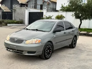 Toyota Corolla 2004 Gray