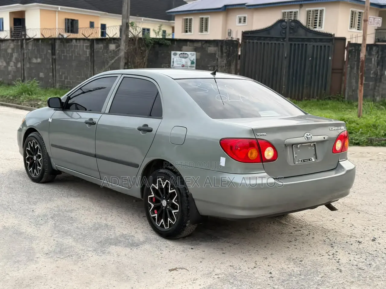 Toyota Corolla 2004 Gray