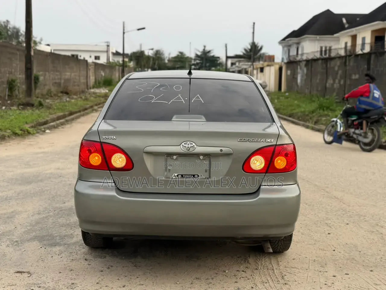 Toyota Corolla 2004 Gray
