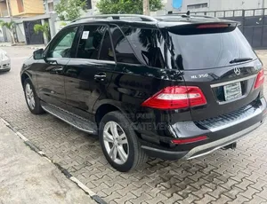 Mercedes-Benz M Class 2015 Black