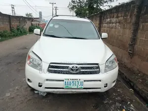 Toyota RAV4 2008 White