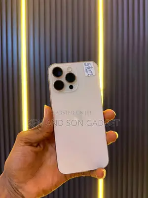 Apple iPhone 16 Pro Max 256 GB White