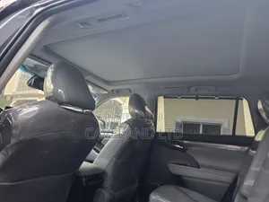 Toyota Highlander Platinum AWD 2020 Ivory
