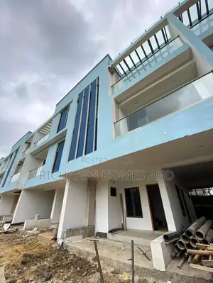 4bdrm Duplex in Lekki Phase 1 for sale