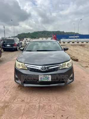 Toyota Camry 2023 Gray