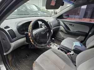 Hyundai Elantra 2009 Gray