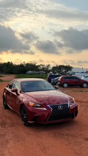 Lexus IS 250 2014 Red