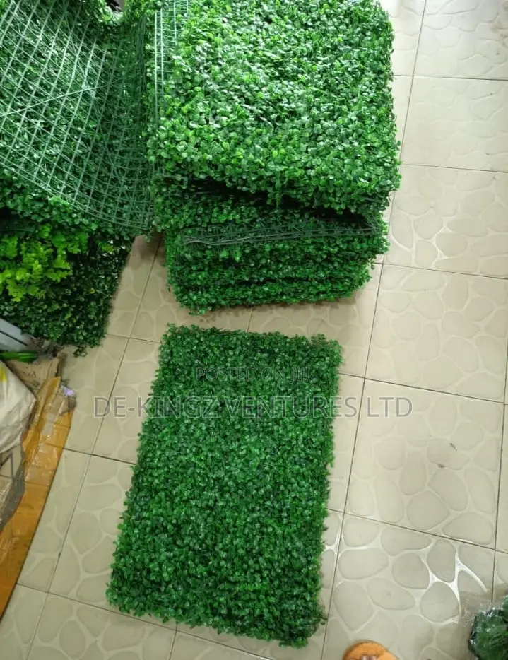 Plain Wall Mats
