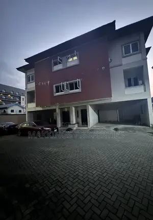 1bdrm Apartment in Osapa london for rent