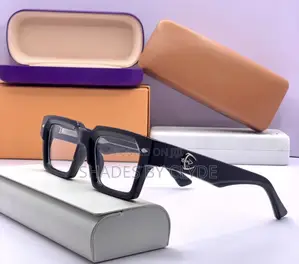 Chic Transparent Blue Square Eyeglasses - Modern Stylish