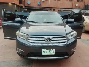 Toyota Highlander 2012 Gray