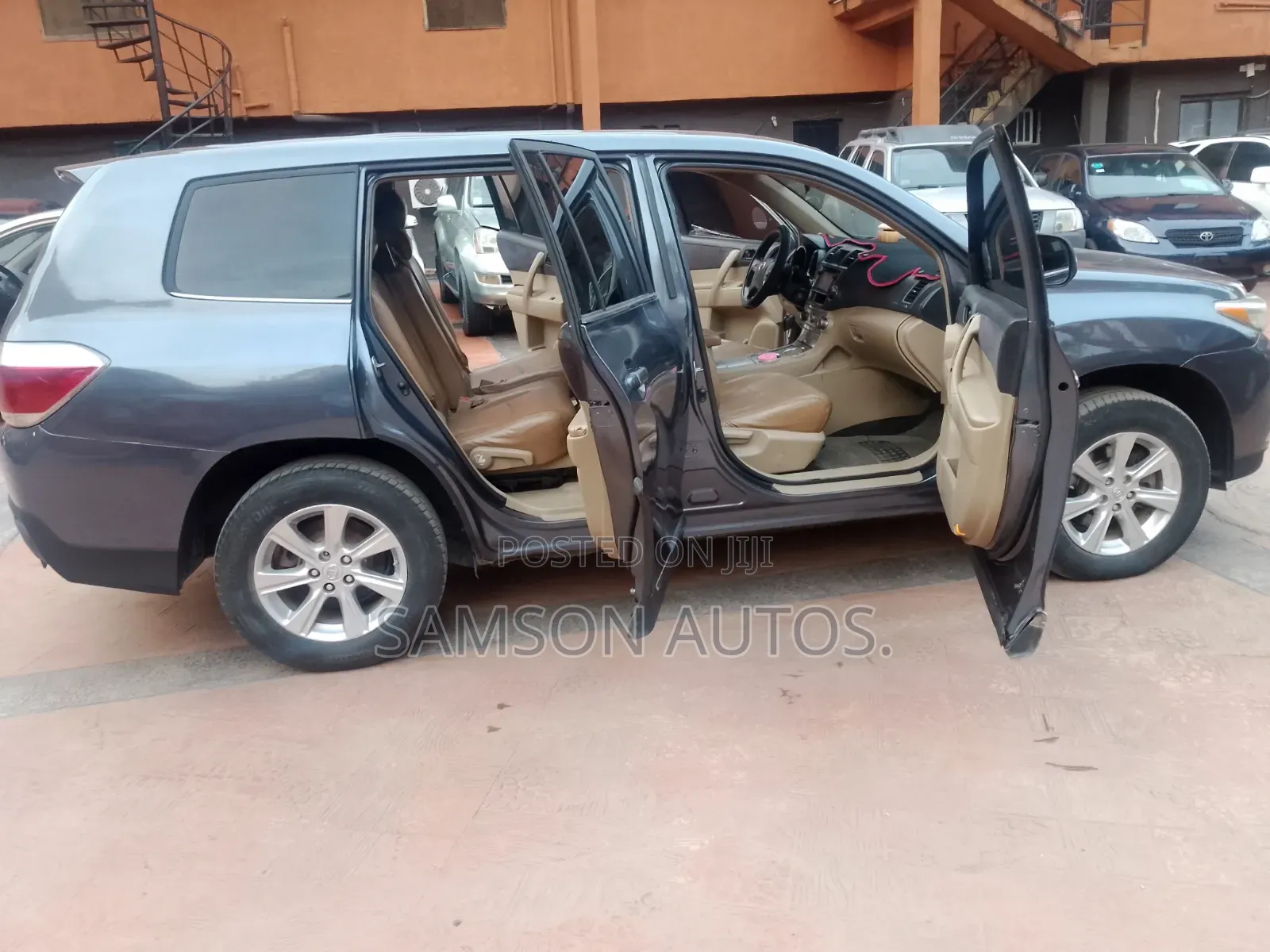Toyota Highlander 2012 Gray