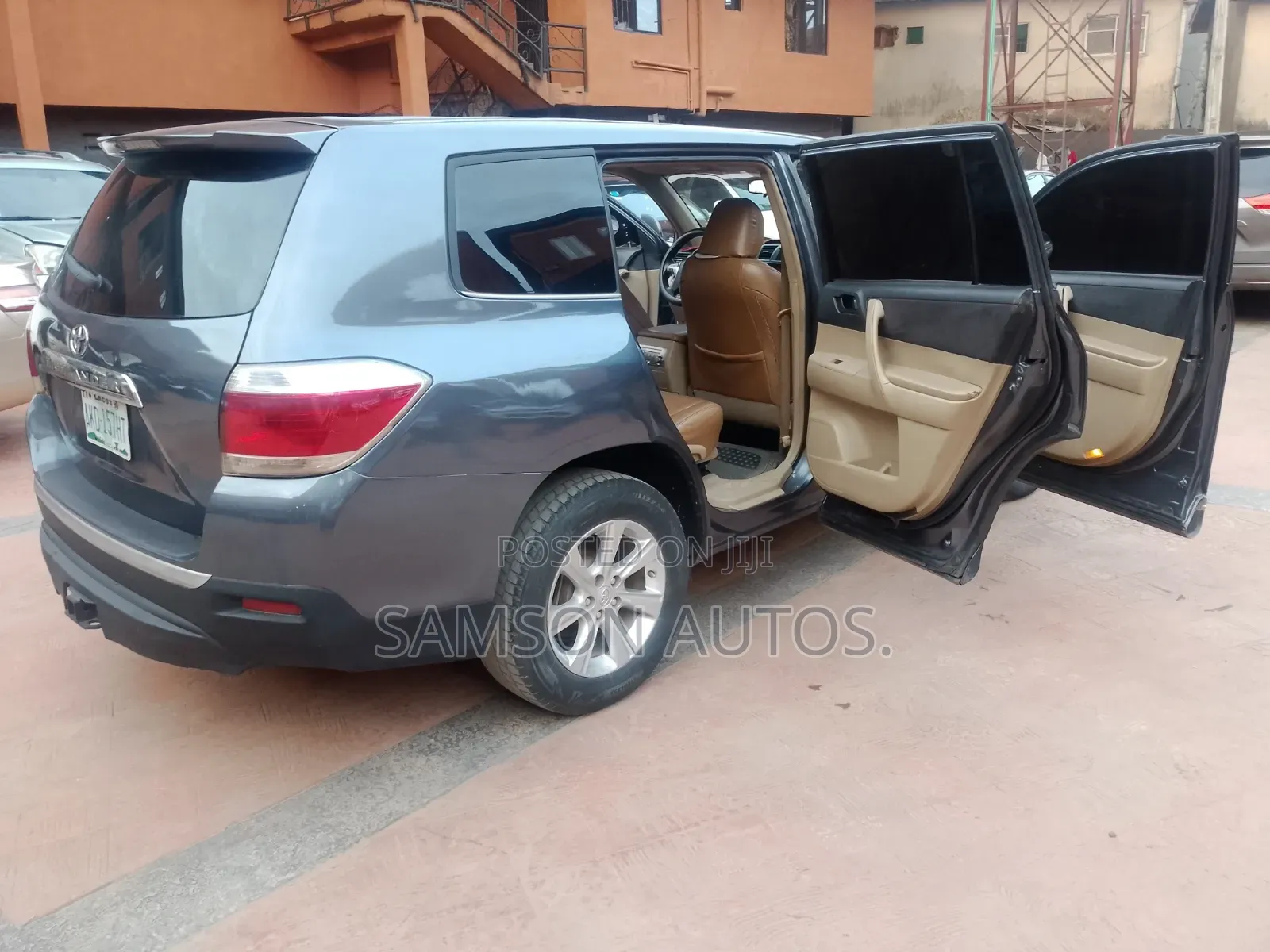 Toyota Highlander 2012 Gray