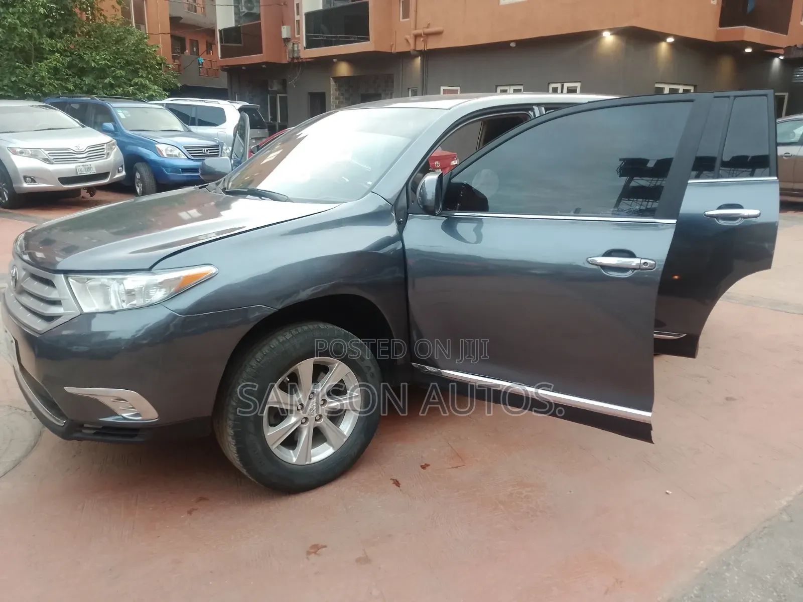 Toyota Highlander 2012 Gray