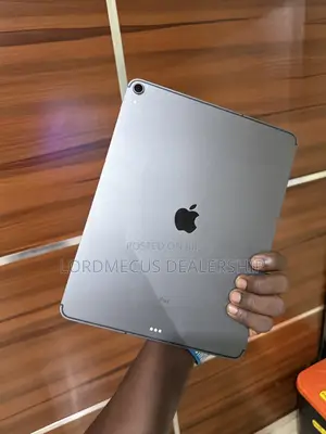 Apple iPad Pro 12.9 (2018) 64 GB Gray