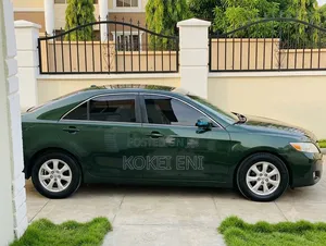 Toyota Camry 2010 Green
