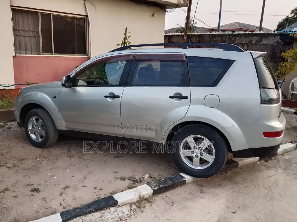 Mitsubishi Outlander 2007 Silver