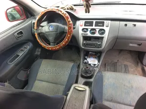 Honda HR-V 2002 Red