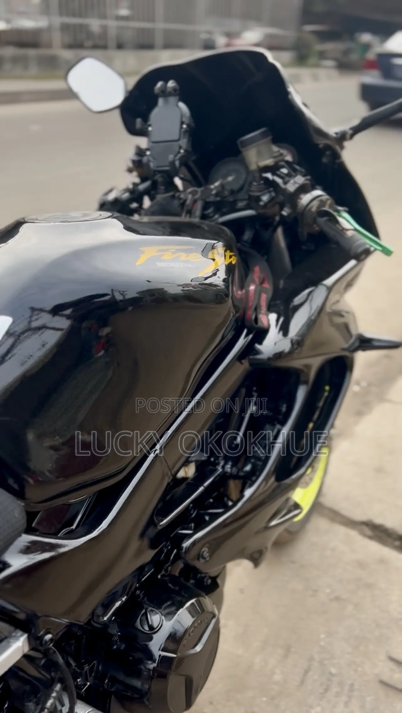 Honda VF 2014 Black