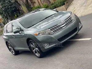 Toyota Venza 2011 Green