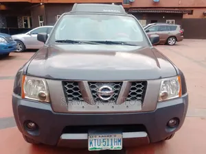 Nissan Xterra Automatic 2005 Gray