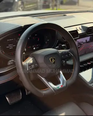 New Lamborghini Urus 2025 Green