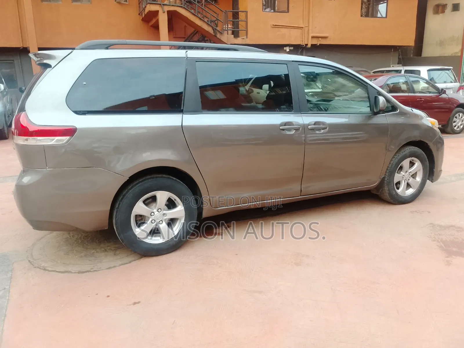 Toyota Sienna 2010 Gray