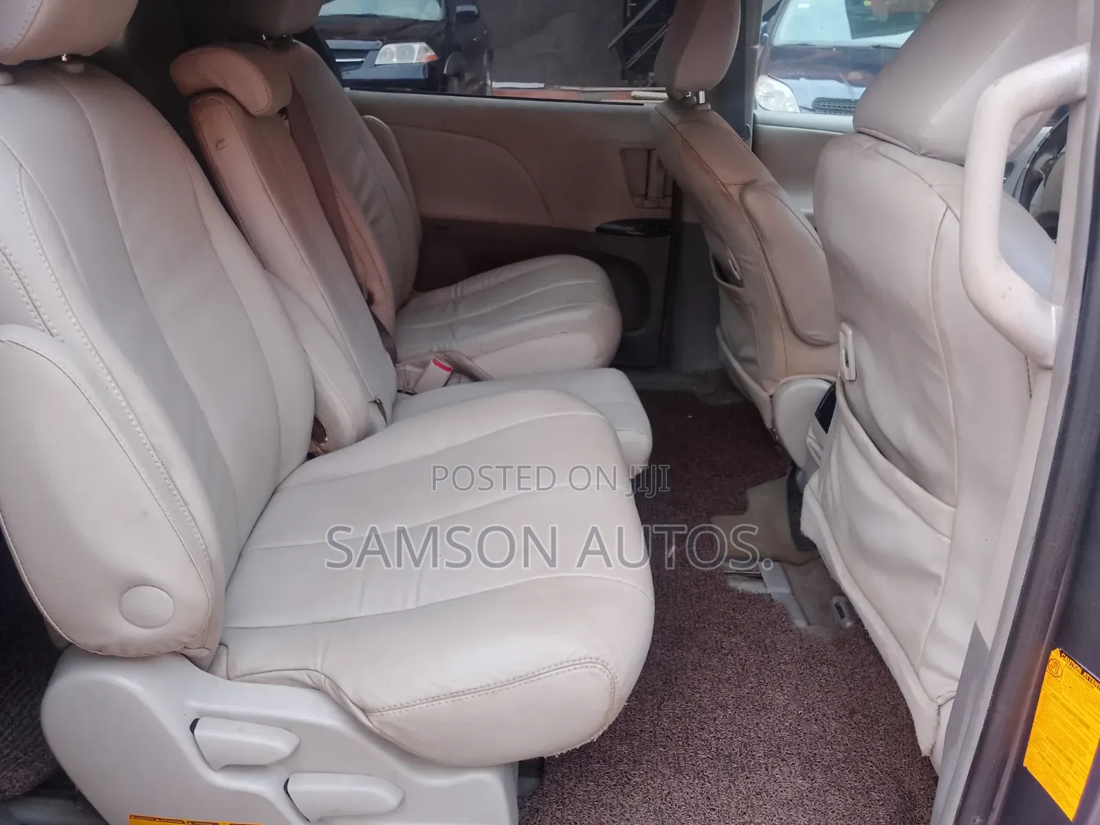 Toyota Sienna 2010 Gray